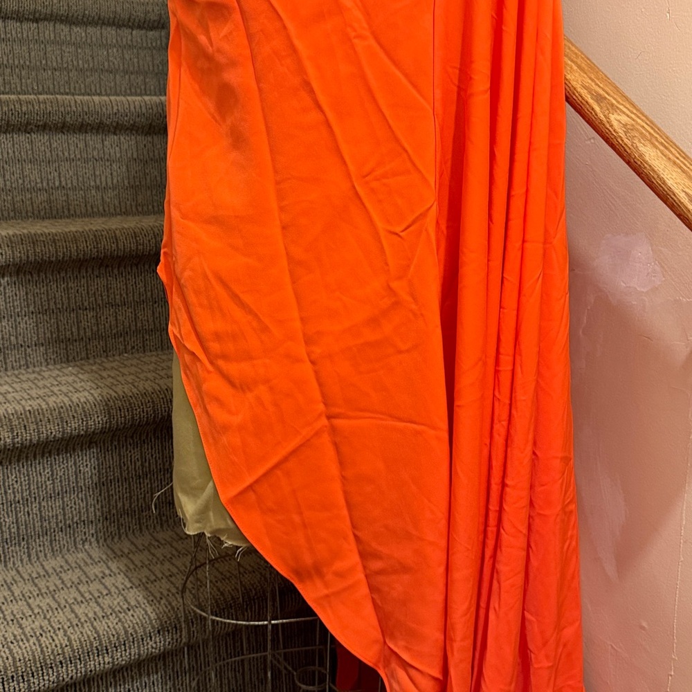 Hanifa One-Shoulder Orange Top - Picture 7 of 8